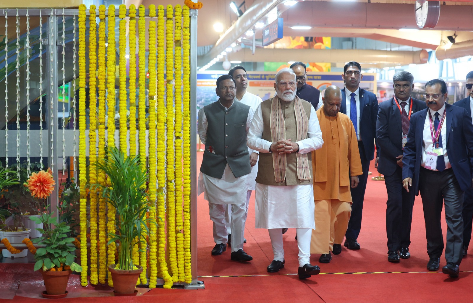 माननीय प्रधानमंत्री ने नमो भारत कॉरिडोर और मेरठ मेट्रो के शेष खंडों का उद्घाटन किया