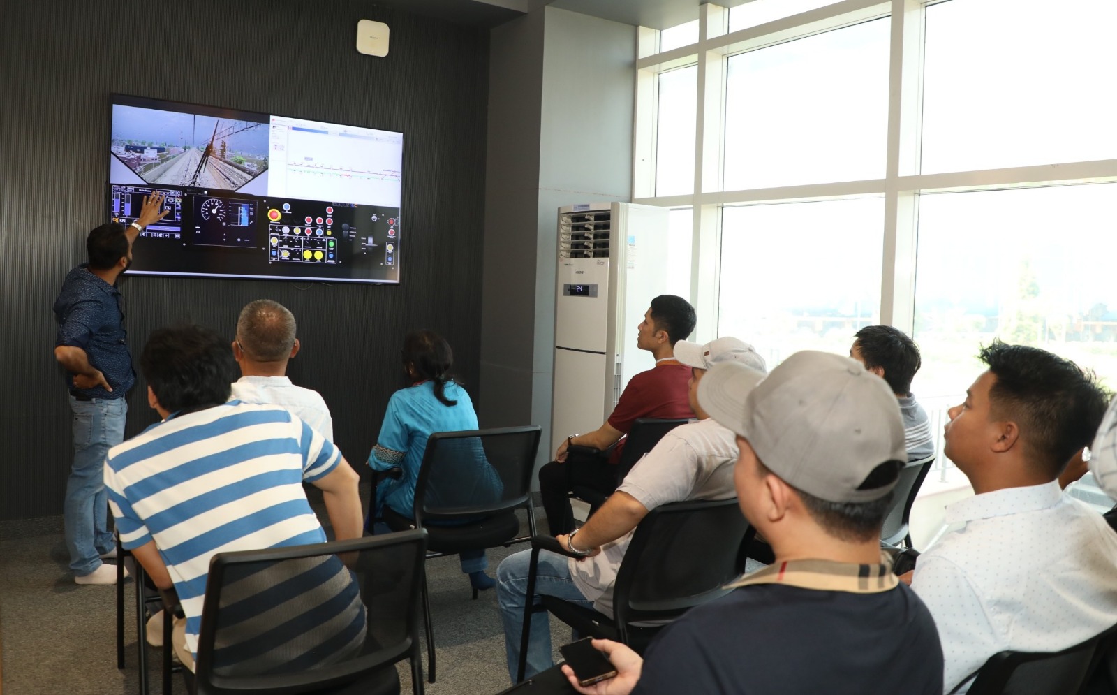 Visit of International Transport Professionals from AITD