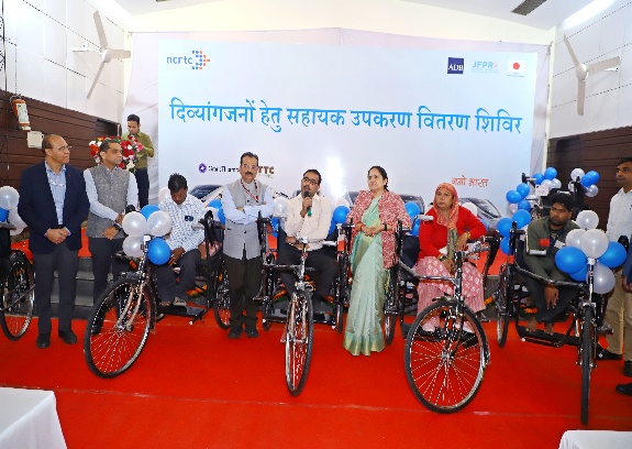 Distribution event image 6