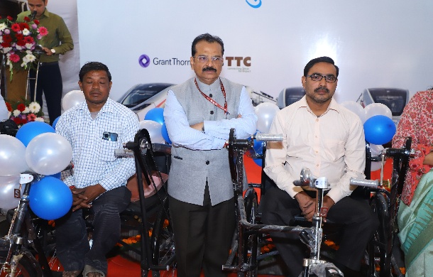 Distribution event image 16