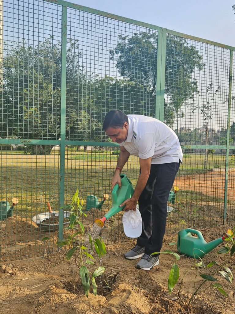 एनसीआरटीसी ने आयोजित किया स्वच्छता एवं वृक्षारोपण अभियान